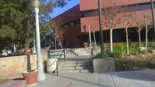 IRS tax office in Fresno
